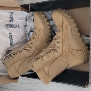 Hiking Boots Liquidation Pallet Wholesale 100+ Pairs at Pallet Spot Liquidator